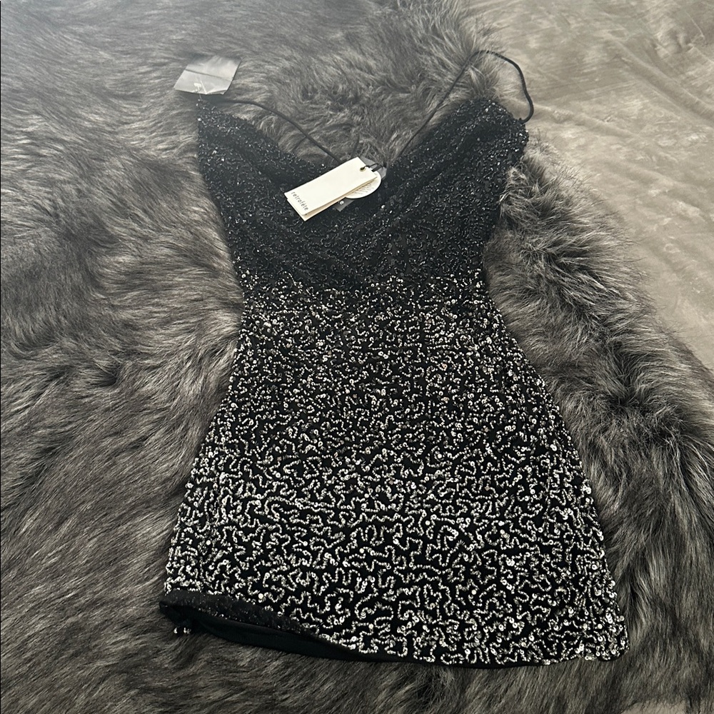 NWT Retrofête Black & Silver Sequin Cowl Neck Mini Dress (Size S) - Picture 4 of 7